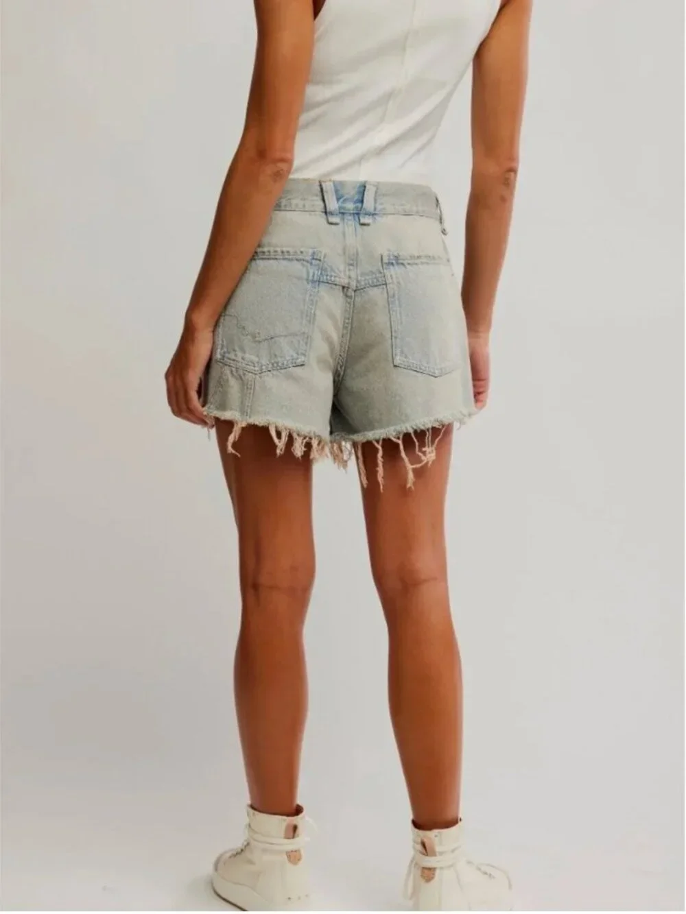FREE PEOPLE NWOT We The Free Now Or Never Denim Shorts / Well Worn